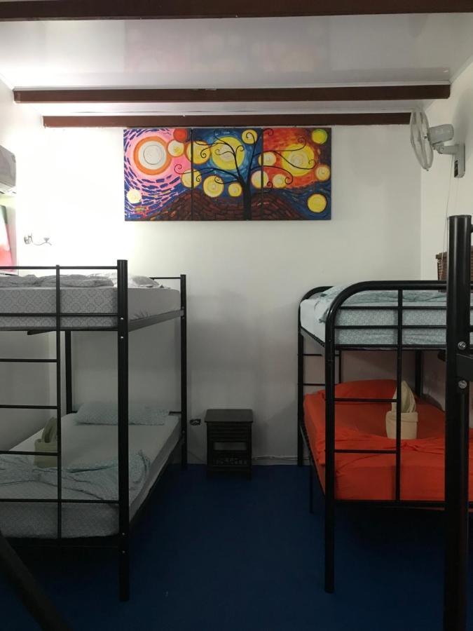 Luminosa Uvita Hostel Luaran gambar
